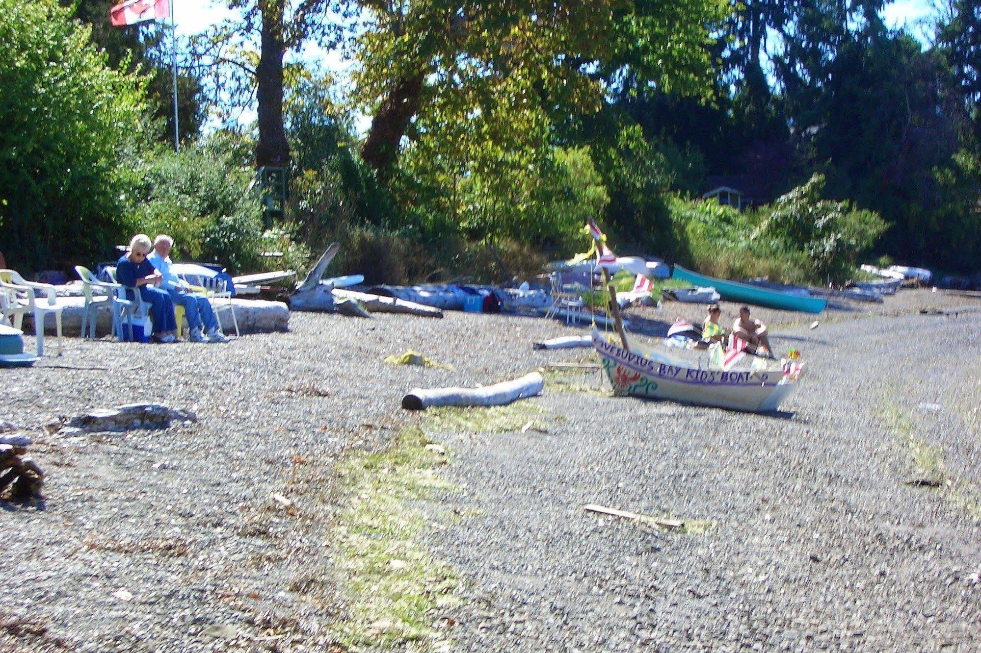 Beachfront At Vesuvius Hotel Ganges Esterno foto